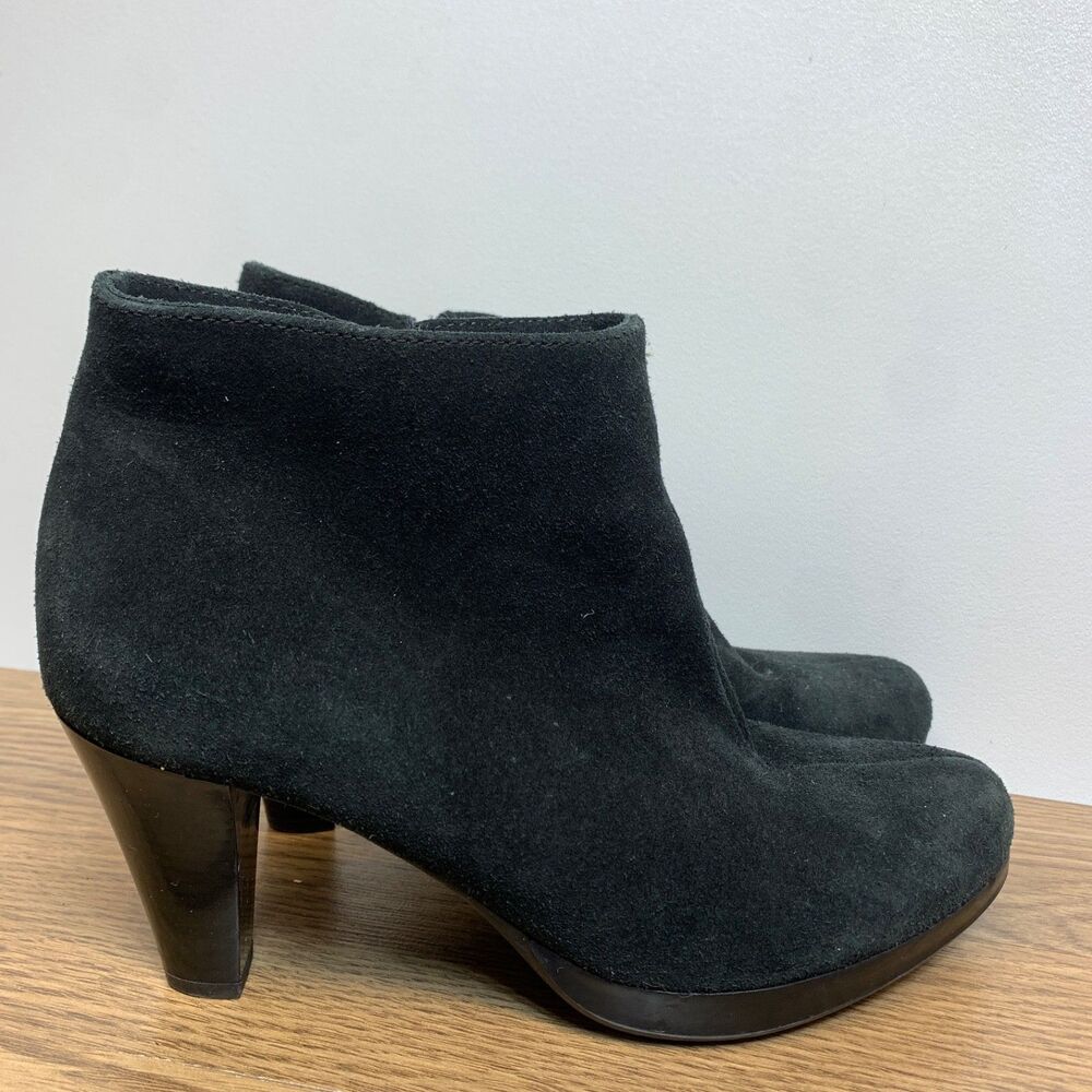 La Canadienne Suede Waterproof  Black Side‎ Zip Bootie Size 8M